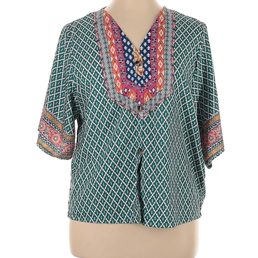 Moroccan-Inspired Boxy 3/4 Sleeve Blouse